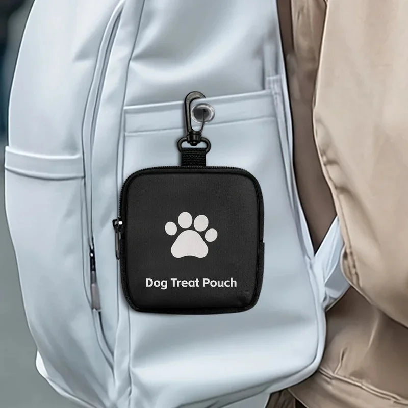 Spill-Proof Zip Treat Pouch